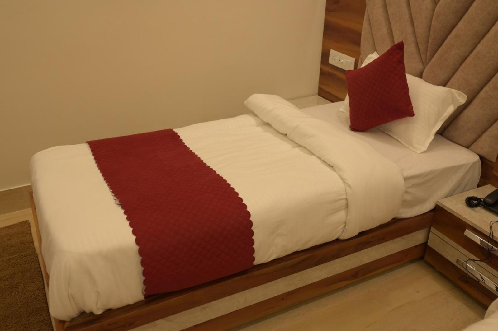 Hotel Udit Inn Rudraprayag Luaran gambar