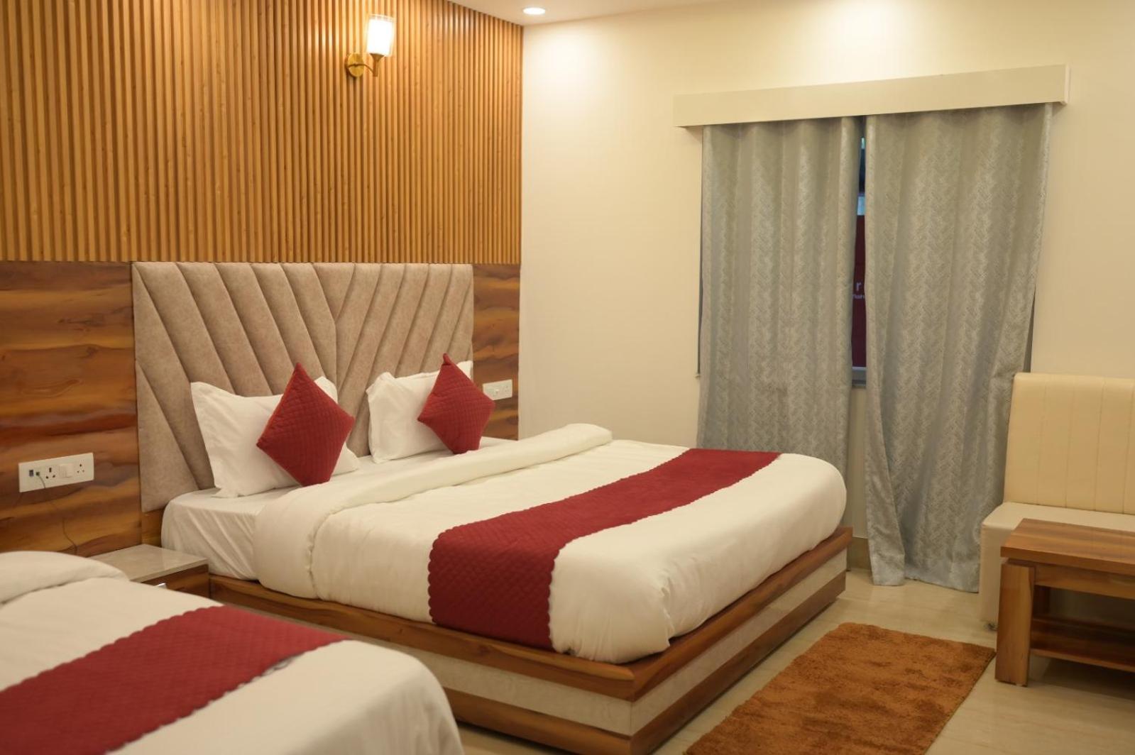 Hotel Udit Inn Rudraprayag Luaran gambar
